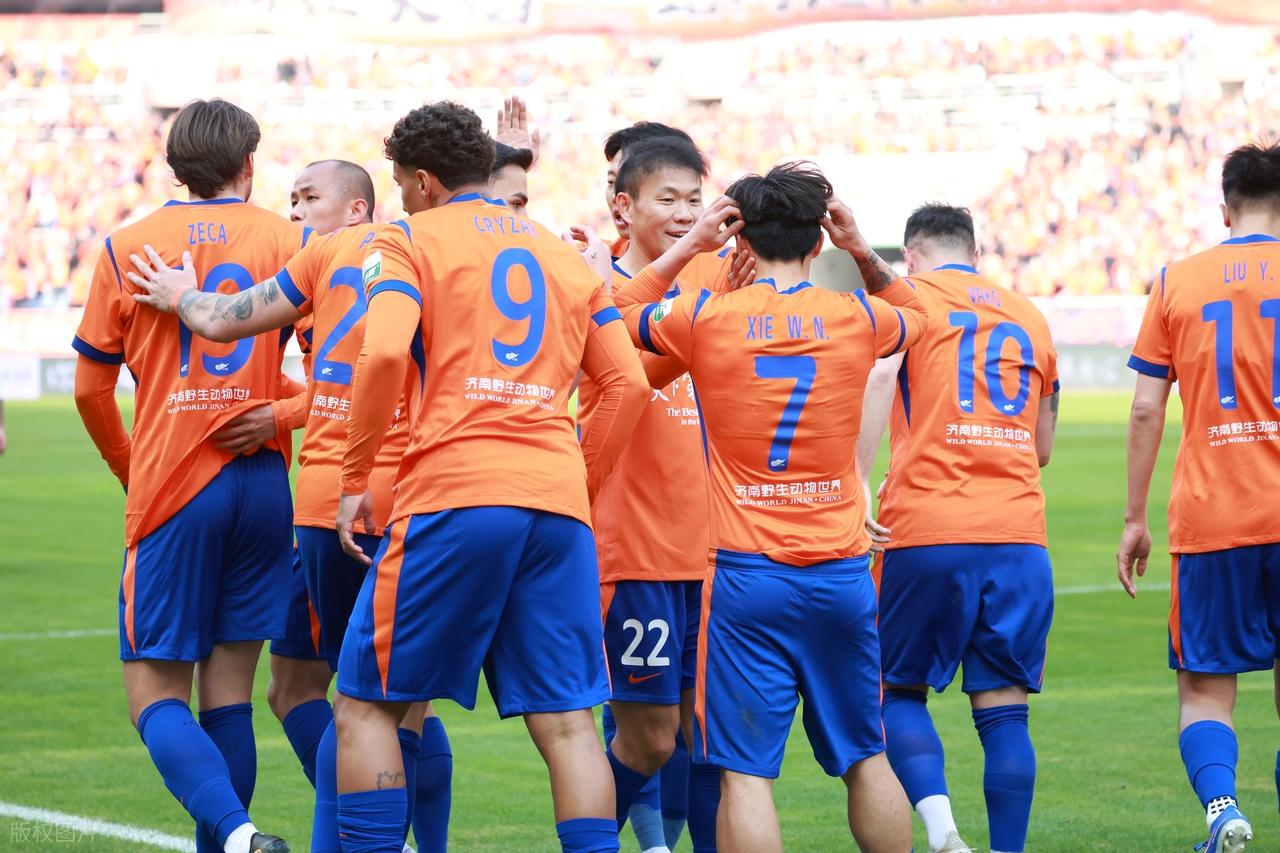 1:0！世界杯半场冷门，埃及领先比利时，萨拉赫生日夜送助攻