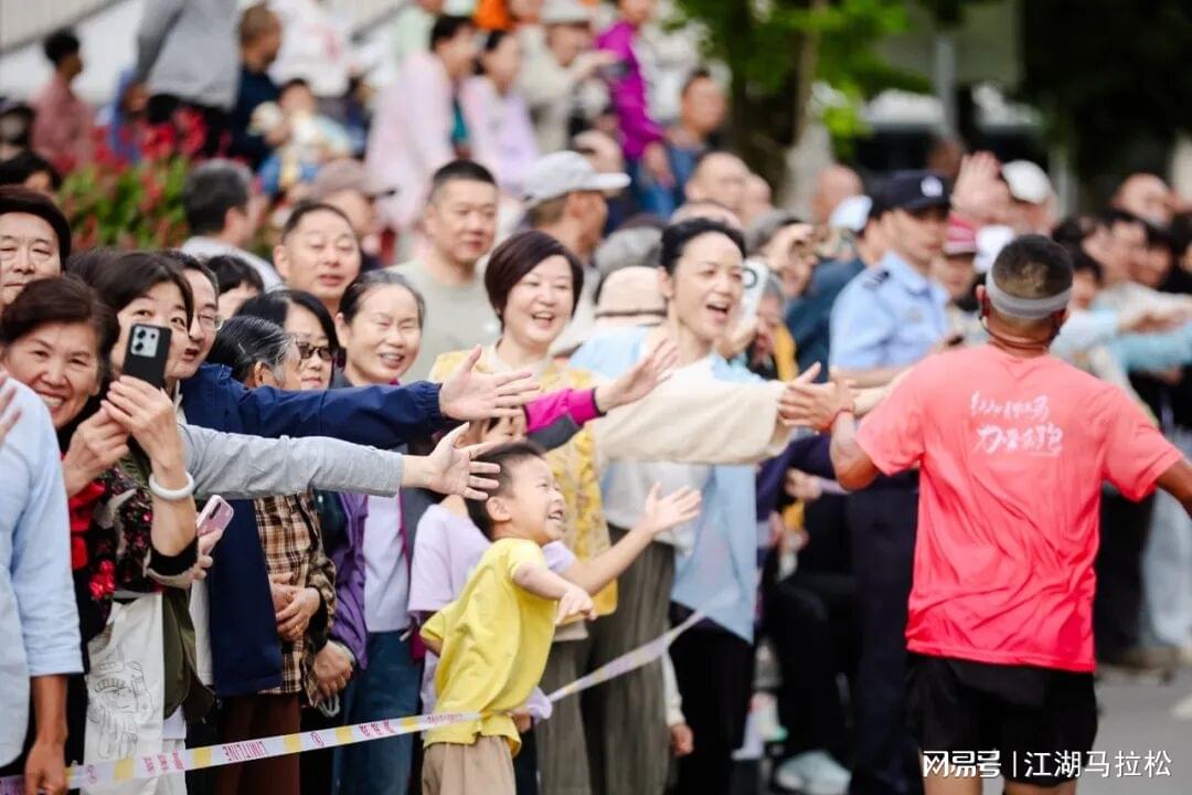 罗马诺:利物浦与巴黎就巴尔科拉的谈判已进入最后阶段