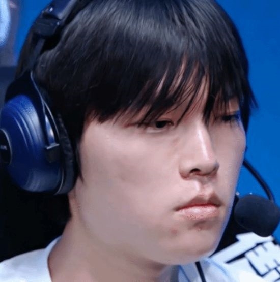 70分!杨瀚森这次,真的有点裂开了!第五中锋!